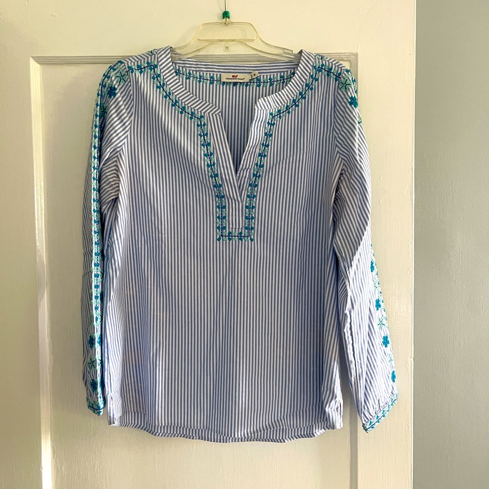 Vineyard Vines blouse